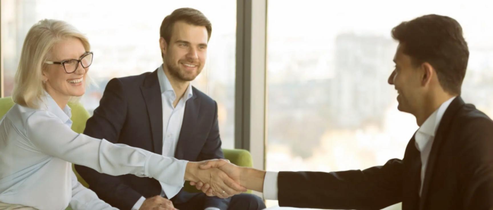 Arbeitsblatt mit SEO-Analysedaten und Notizen aus einer Workshop-Einheit